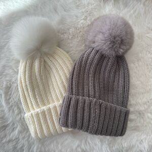 Cozy Knit Pom-Pom Beanie Set - Ivory & Gray